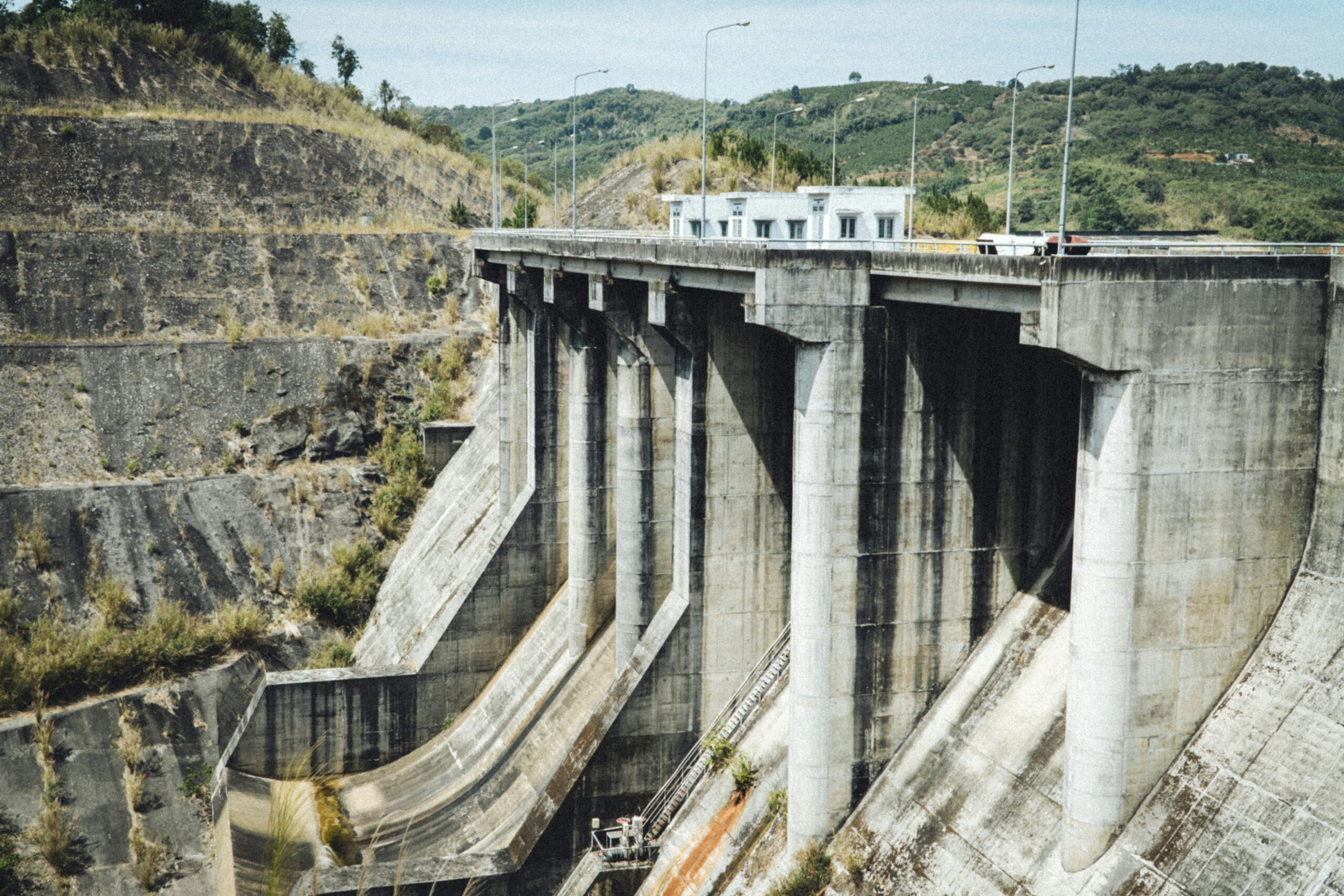 Wasserkraftwerk erneuerbare Energien